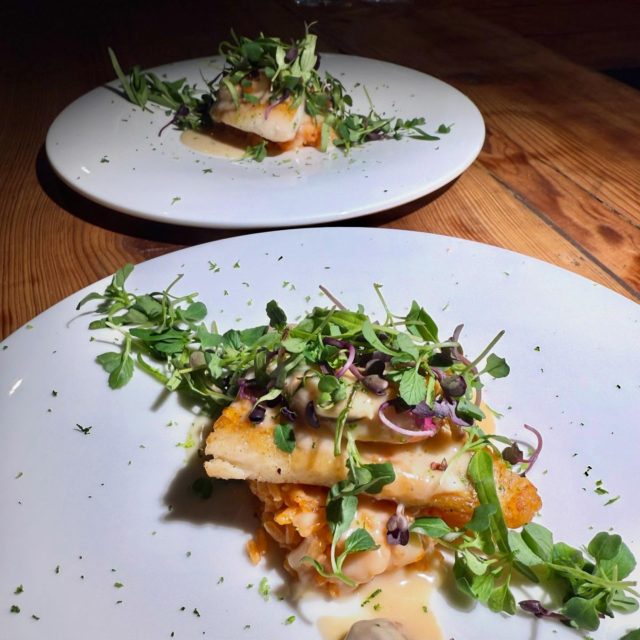 ・

オマールエビと真鯛のソテー
〜トマトのリゾットを添えて〜

#elBUVA
#エルブバ
#はっかいグループ 
#熊谷
#熊谷駅前 
#熊谷グルメ